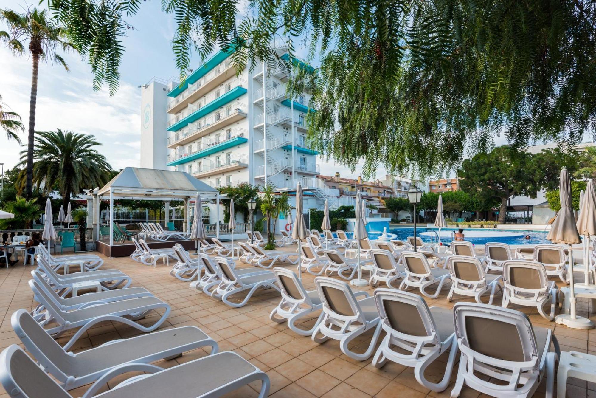Bamblue Boutique Apartments Pineda de Mar Buitenkant foto