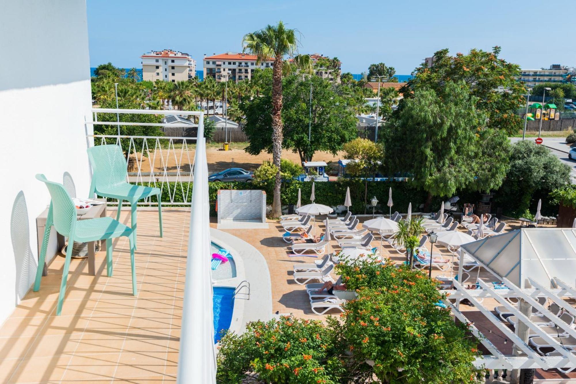 Bamblue Boutique Apartments Pineda de Mar Buitenkant foto