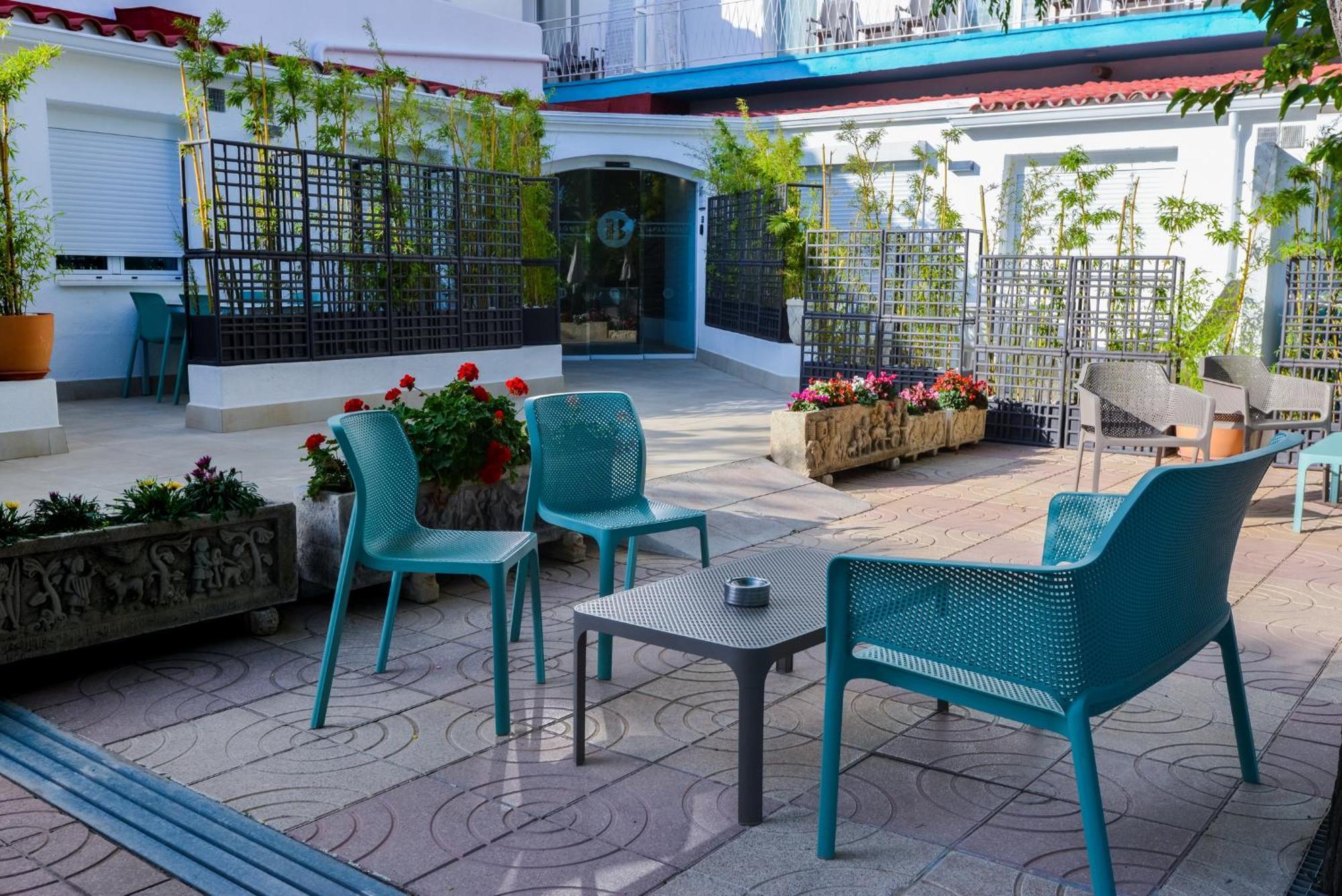 Bamblue Boutique Apartments Pineda de Mar Buitenkant foto