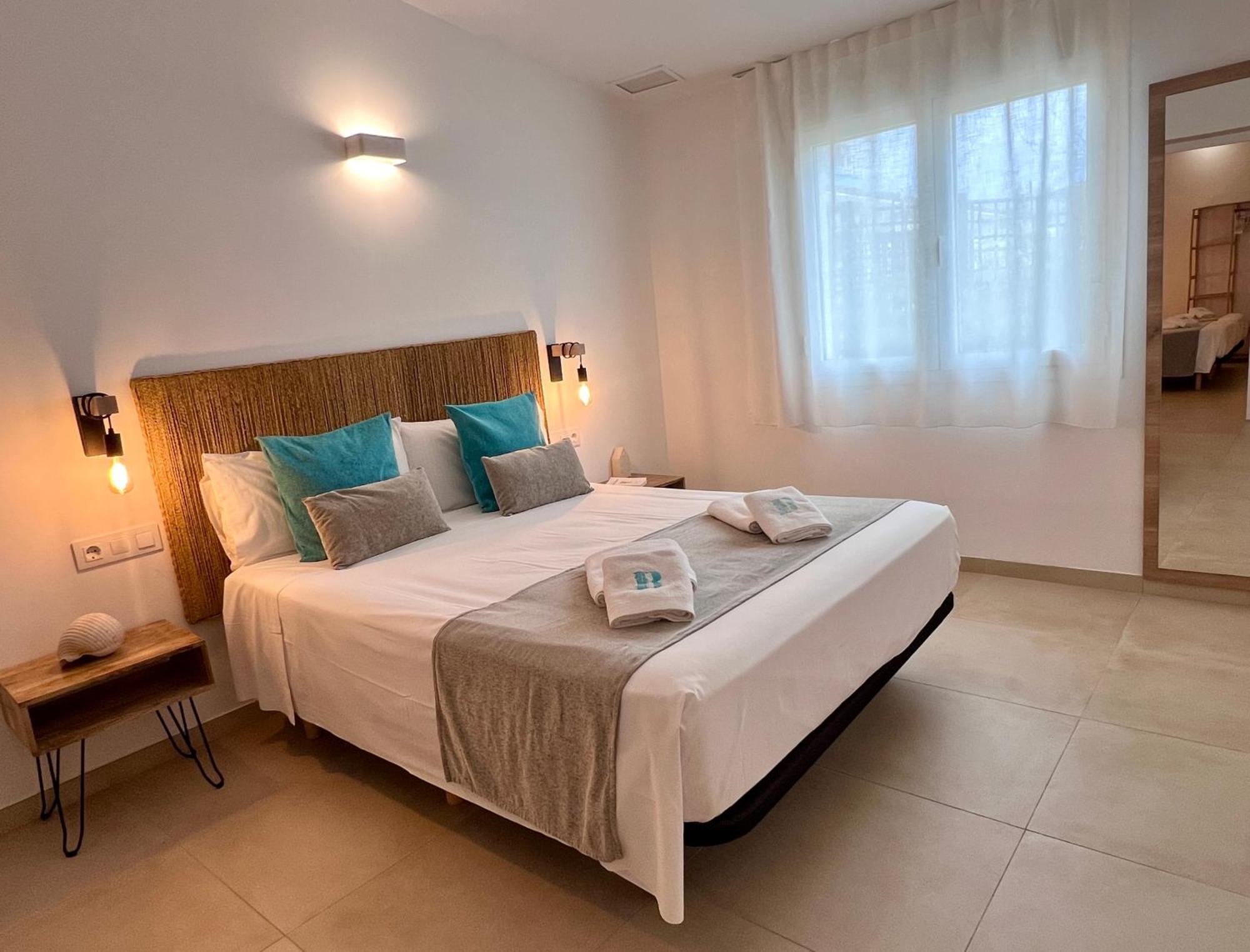 Bamblue Boutique Apartments Pineda de Mar Buitenkant foto