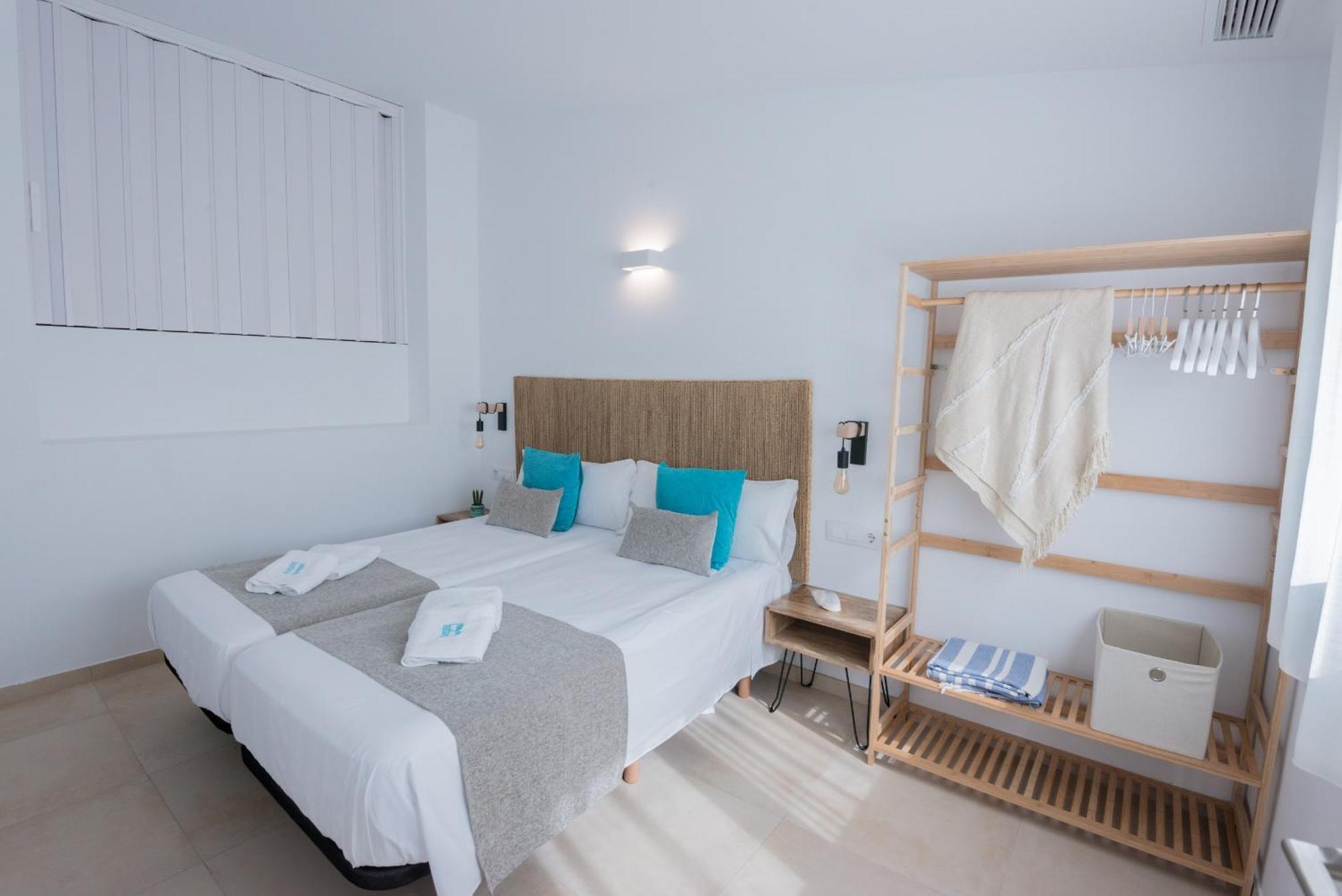 Bamblue Boutique Apartments Pineda de Mar Buitenkant foto